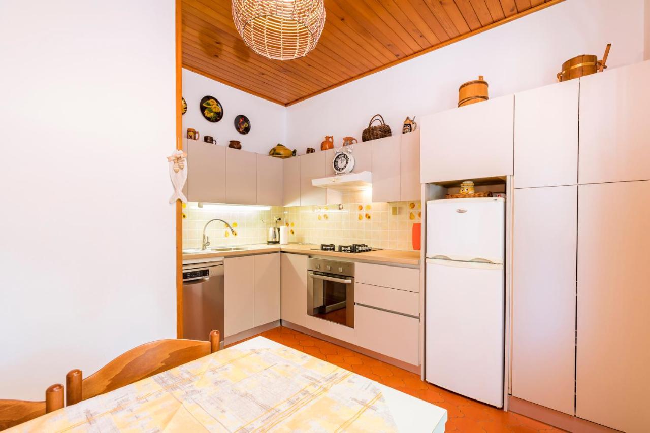 Holiday Home Villa Esperanca Veli Lošinj Buitenkant foto