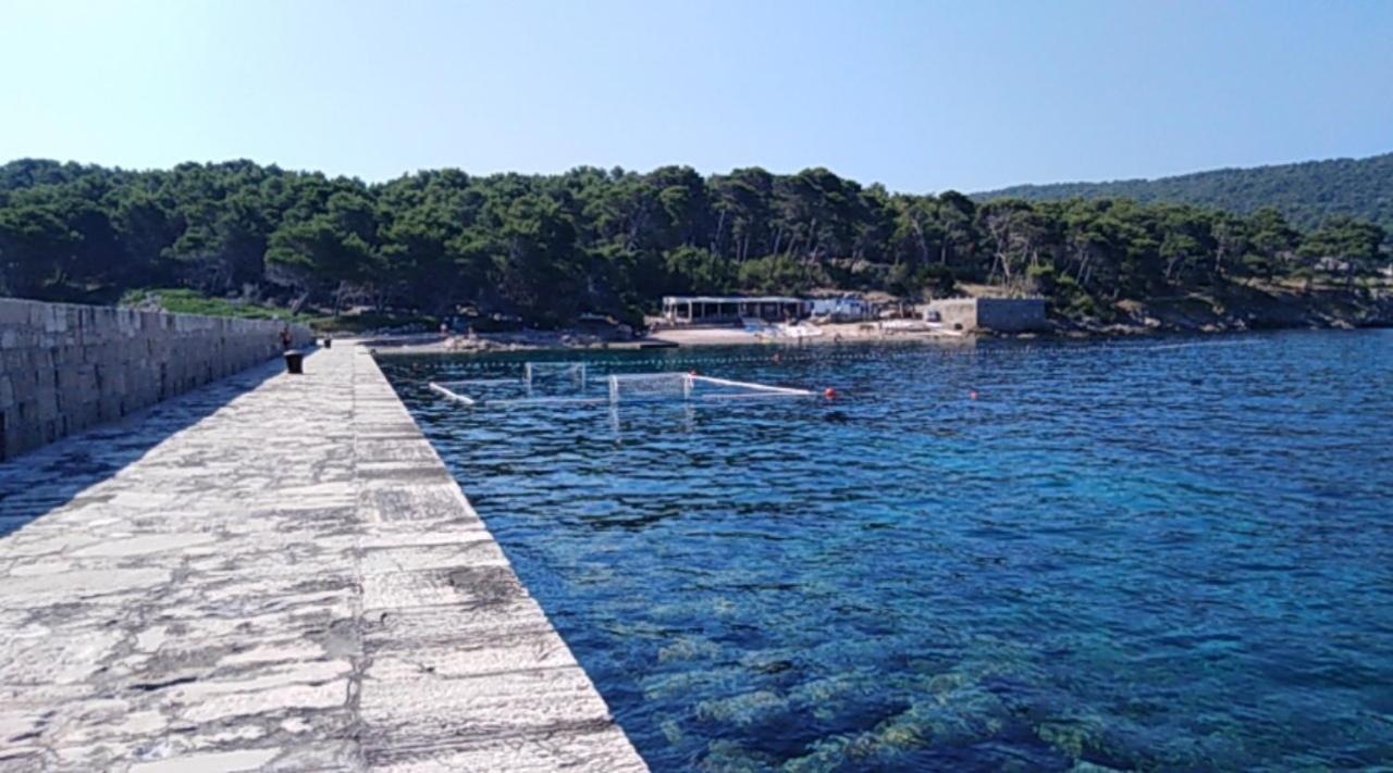 Holiday Home Villa Esperanca Veli Lošinj Buitenkant foto