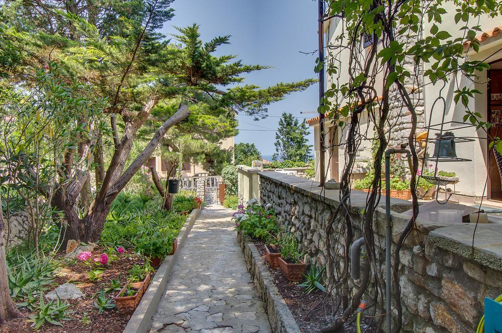 Holiday Home Villa Esperanca Veli Lošinj Buitenkant foto