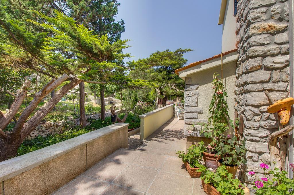 Holiday Home Villa Esperanca Veli Lošinj Buitenkant foto